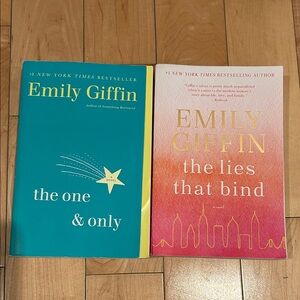 Emily Giffin Book Set - Teal and Red Covers